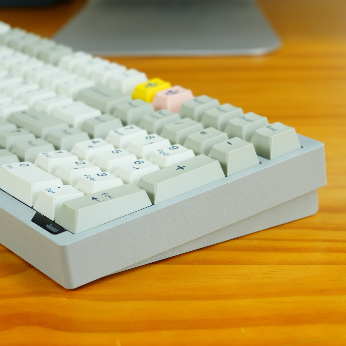 BALANCE103 有線カスタムメカニカルキーボードキット【モノリスコーティング】