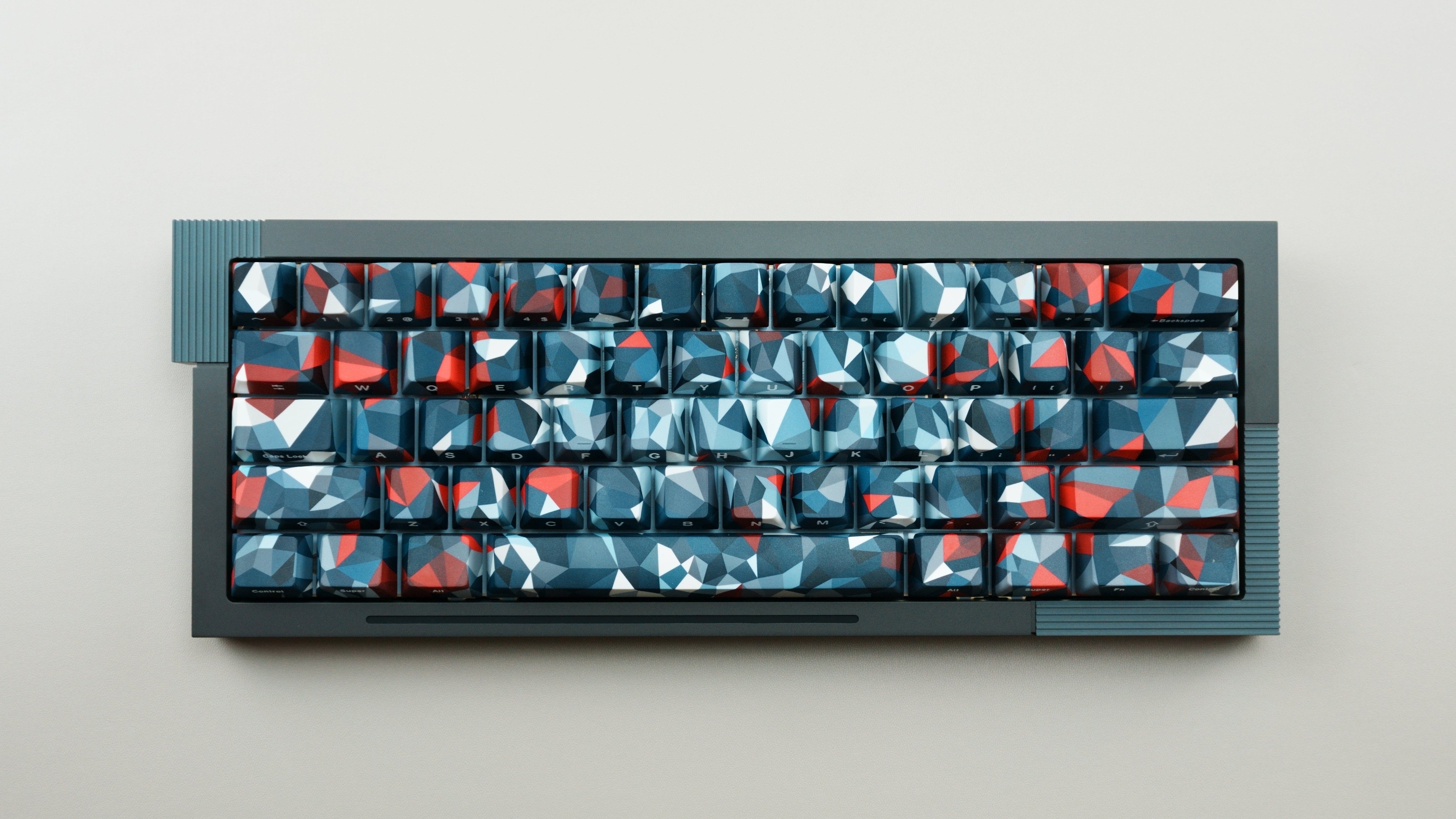 デスクトップトライブ – DesktopTribe Store