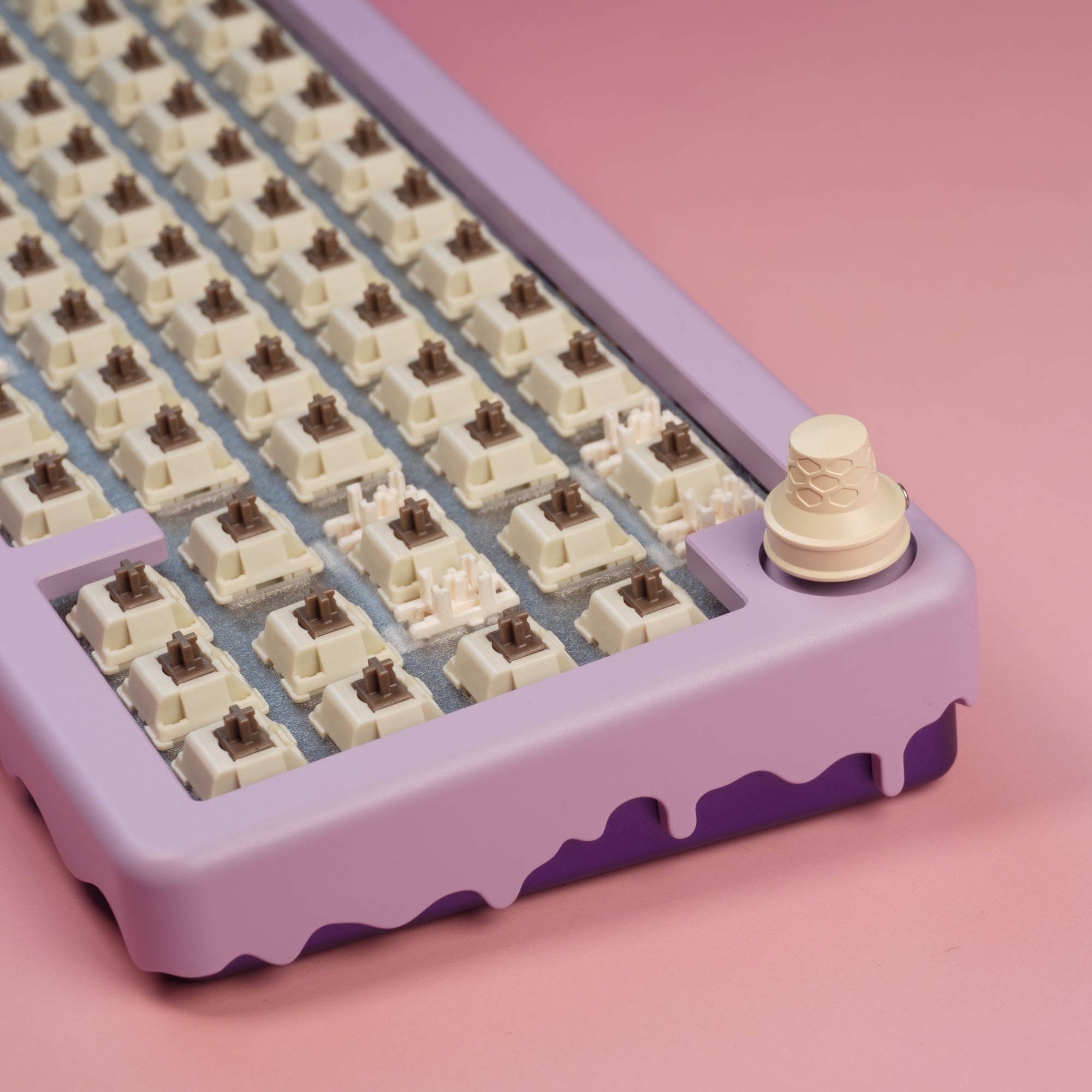 EC64 Ice Cream Cone Mechanical Keyboard Kit – Cute 64% DIY Build