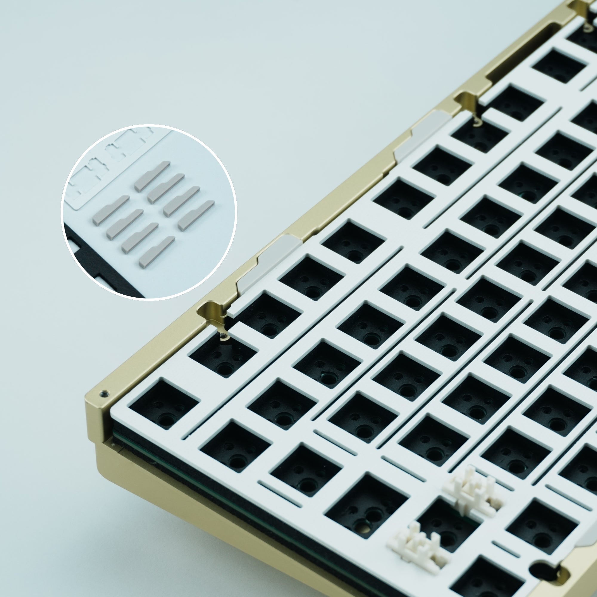 BALANCE103 Barebone Kit - Anodized Aluminum Case | DesktopTribe