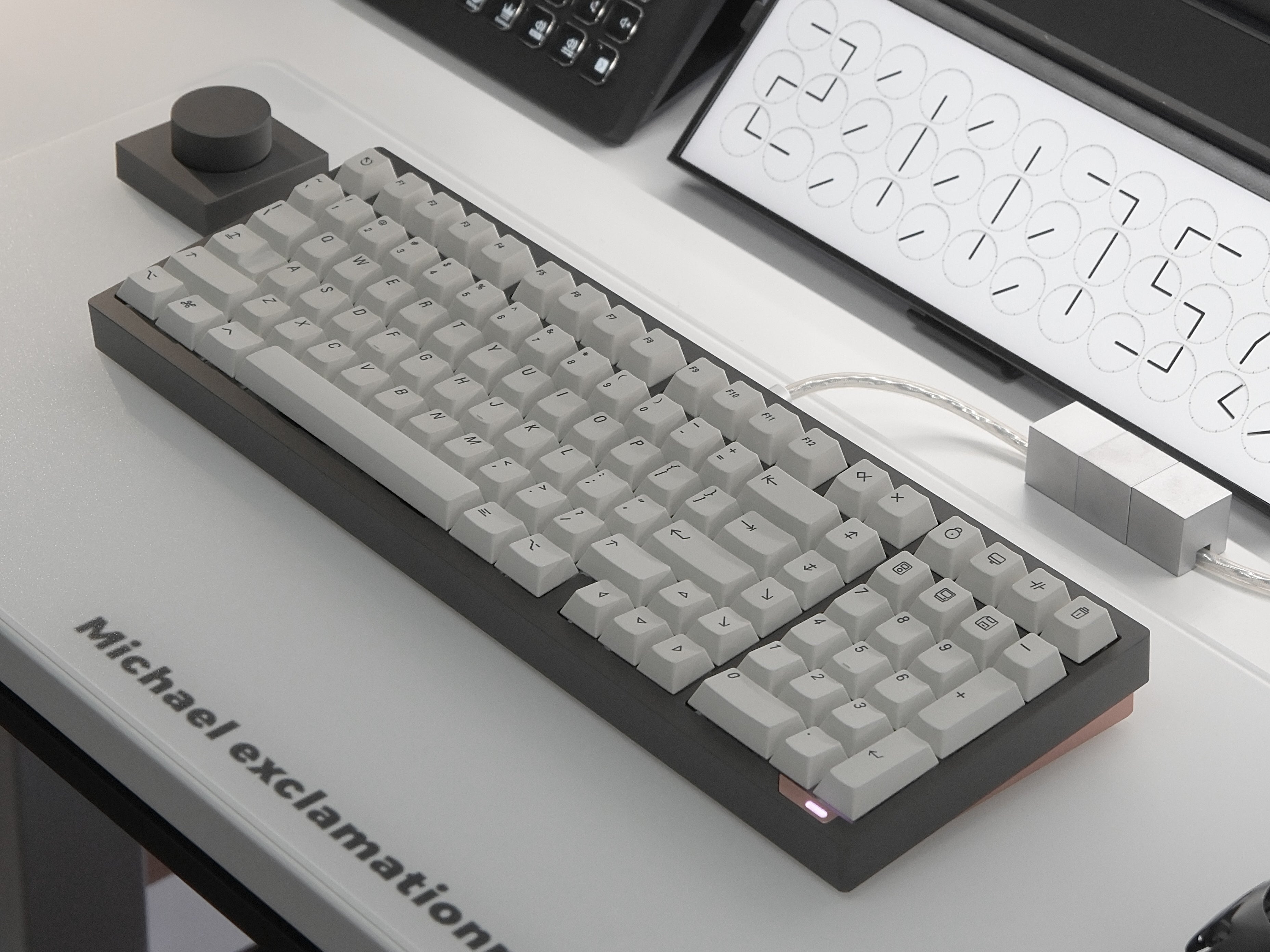 生産性を向上させるカスタムメカニカルキーボードキット